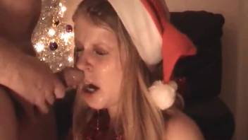 Golden shower with hot babe